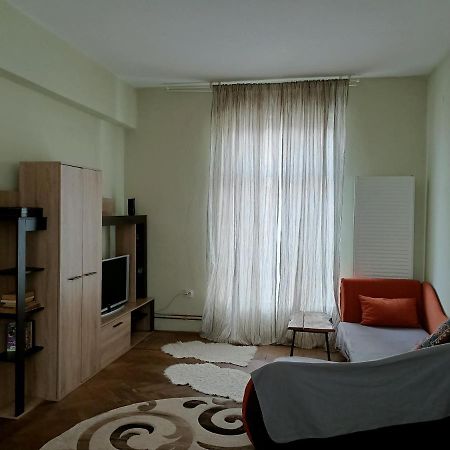 Lovely Apartament In Bucharest, Baba Novac Area Dış mekan fotoğraf