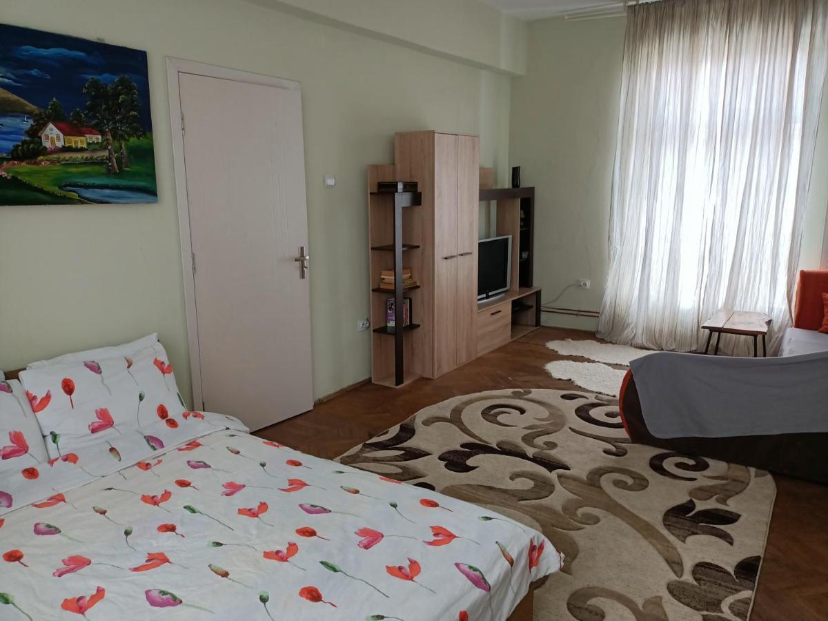 Lovely Apartament In Bucharest, Baba Novac Area Dış mekan fotoğraf